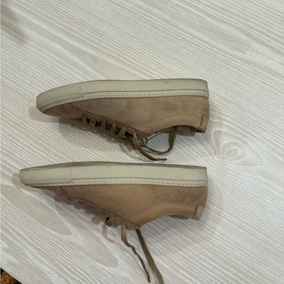 Common Projects Achilles Low Sneakers - Picture 5 of 9